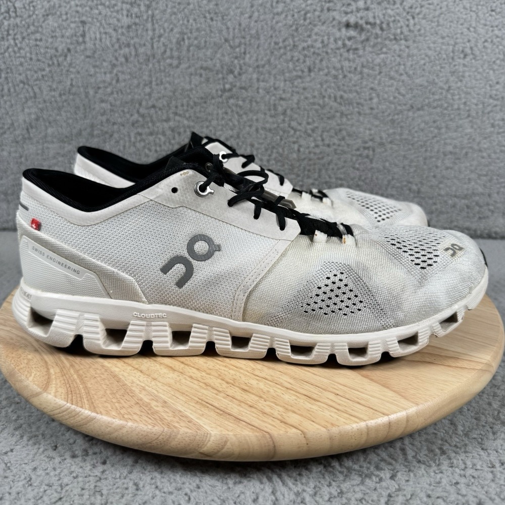 On Cloud X Mens Size 12 White Black Comfort Road Running Shoes Sneakers 40.99707
